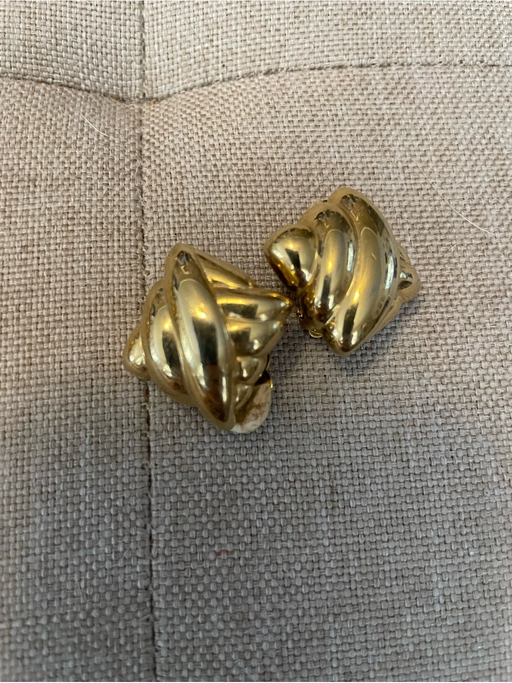 vintage clip on